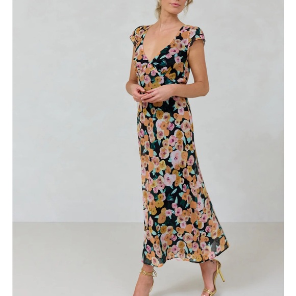Park & Fifth Dresses & Skirts - Park & Fifth Sonora Dress